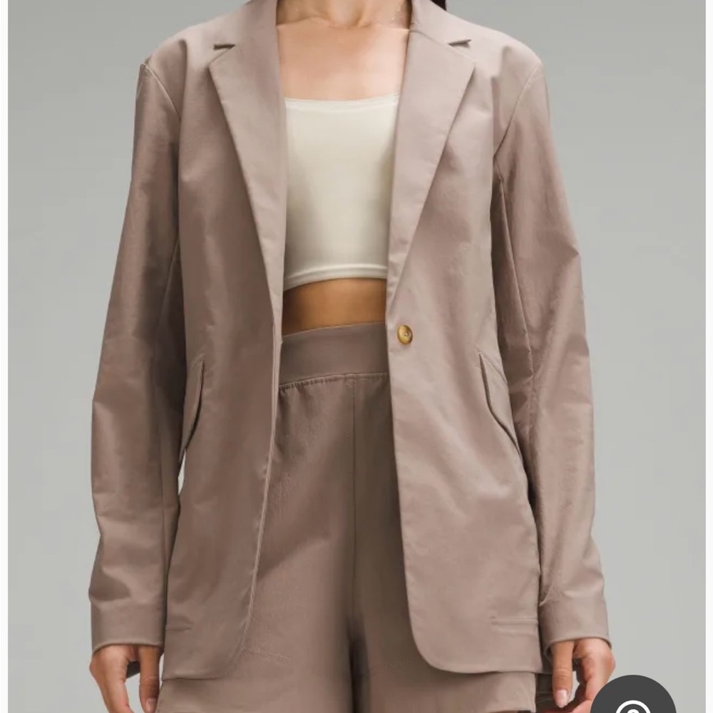 Lululemon Relaxed Feel Twill Blazer  | Taupe | Size S